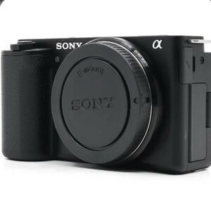 sony zv-e10 with sigma 28 70 f2 lens attachment included and smallrig cage